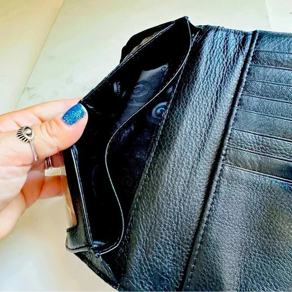 Brighton Heritage Collection Mingle Croc Embossed Large Clutch Wallet Black - Picture 10 of 11